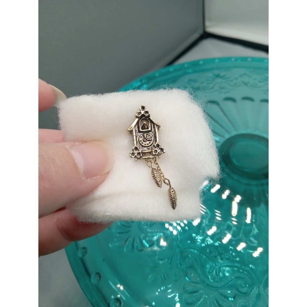 Vintage Avon Cuckoo Clock Dangle Pin Brooch